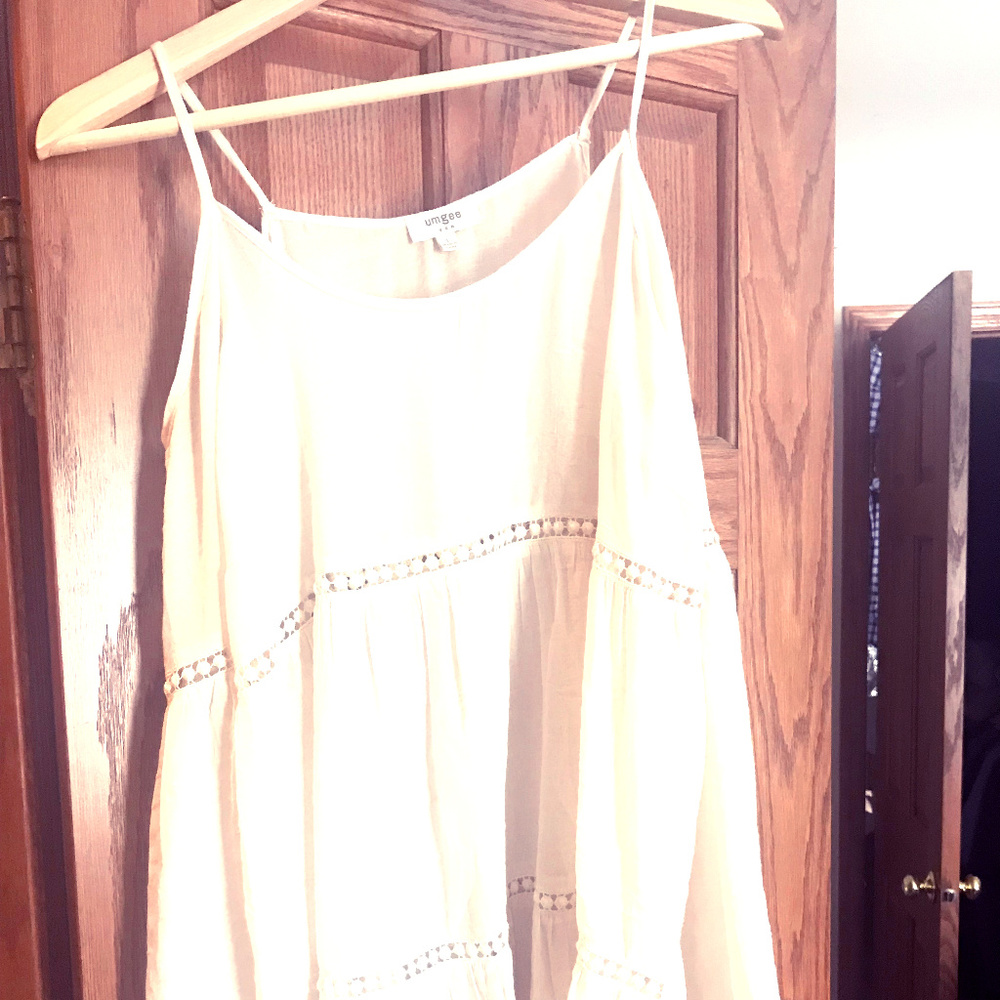 Off the shoulders, boho cami